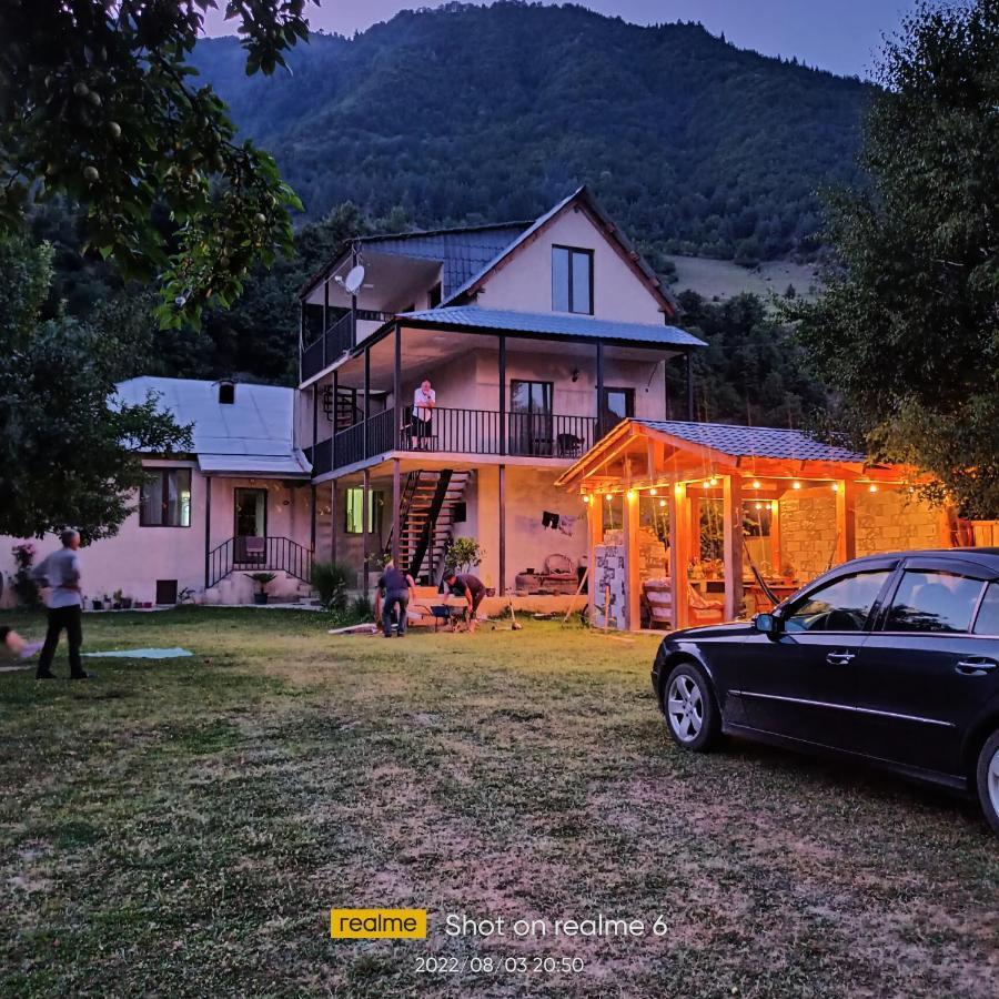 House B&B Mestia Exterior foto