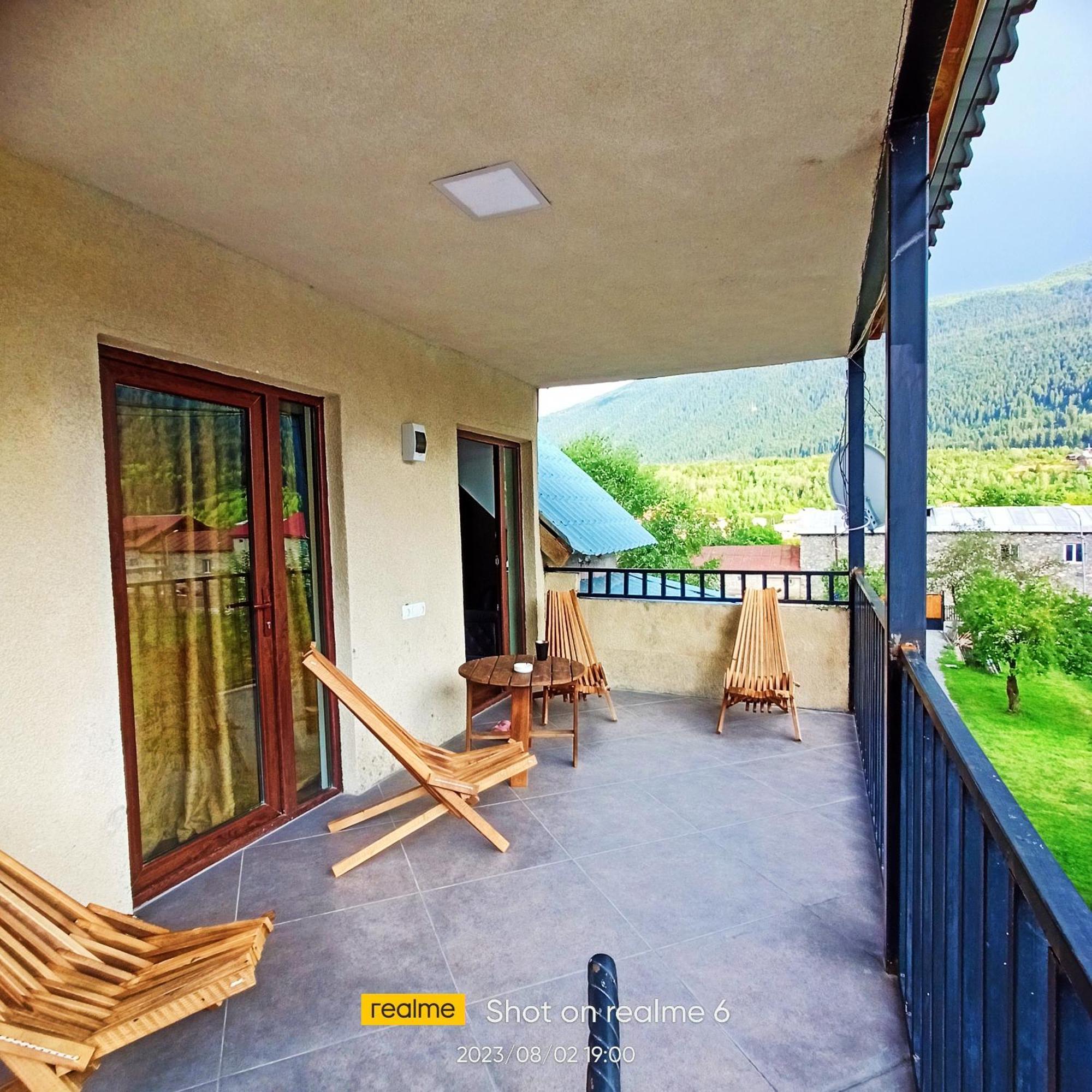 House B&B Mestia Exterior foto