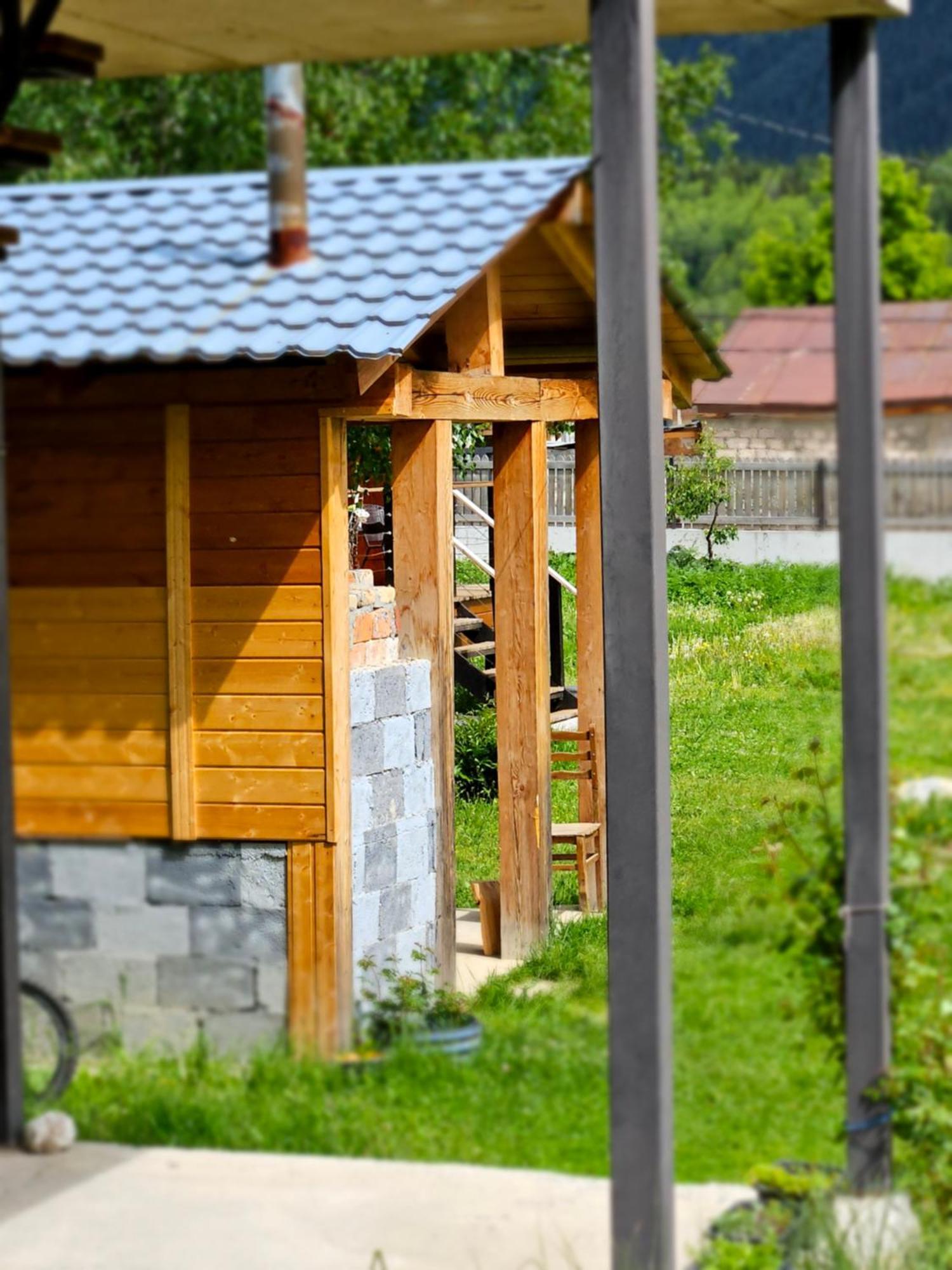 House B&B Mestia Exterior foto